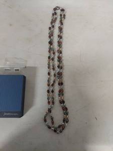 lot 3892 image: Multi-Color Cultured Pearl Necklace 8-9mm