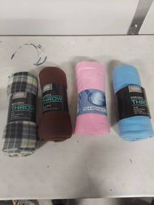 lot 3903 image: Olympic Mills & Living Solutions Fleece Throw Bundle
