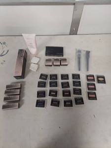 lot 3941 image: Mary Kay Cosmetics Bundle Collection