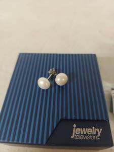 lot 3942 image: 9-10mm White Pearl Button Sterling Silver Earrings