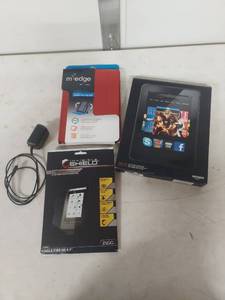 lot 3948 image: Kindle Fire HD 8.9 Bundle with Accessories