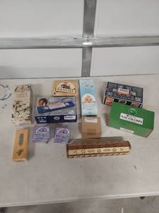 lot 3974 image: Indian Incense Collection - HEM and Nag Champa Set