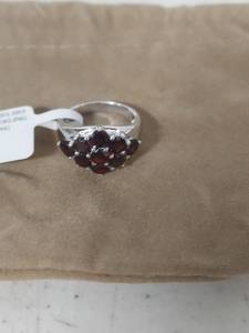 lot 3982 image: Vermelho Garnet Sterling Silver Ring - Size 6