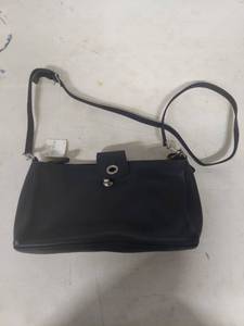 lot 3985 image: Coach Black Leather Crossbody Bag
