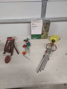 lot 3988 image: Garden Treasures Wind Chime Collection