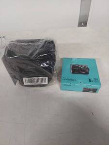 lot 4053 image: Fujifilm FinePix JX580 Digital Camera Bundle