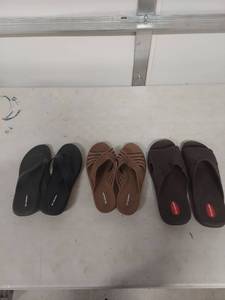 lot 4056 image: Okabashi Comfort Sandals Collection mens- L womens- M