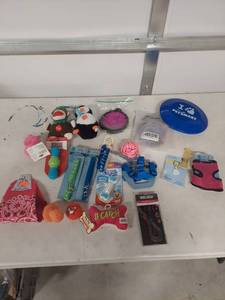 lot 4060 image: Pet Supplies Bundle with Kong Toys and Accessories
