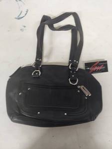 lot 4087 image: Stone Mountain Black Leather Shoulder Bag