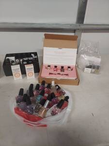 lot 4106 image: Professional Nail Care Collection Bundle