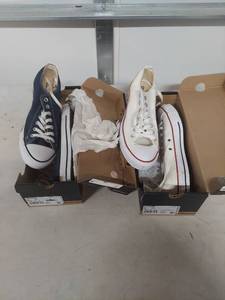 lot 4118 image: Converse Chuck Taylor All Star Low Top Sneakers - some stains on both pair
