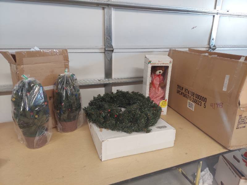 lot 1485 image: Fiber Optic Christmas Tree and other christmas decor