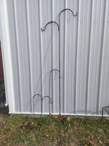 lot 1315 image: Garden shepherds hooks