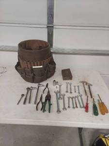 lot 1322 image: Mechanic Tool Set with Canvas Roll Bucket