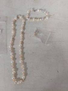 lot 1361 image: Cultured Pearl Necklace, Bracelet and Earrings