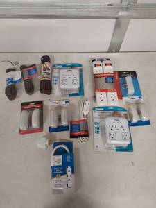 lot 1399 image: Bulk Lot of Extension Cords and Power Strips