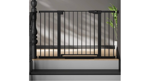 lot 15078 image: Black Metal Safety Gate for Stairs 4.7x 29.5-33.8 x 14.17 - Retail $100