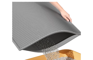 lot 13750 image: ESTHELLO Cat Litter Mat, Cat Litter Trapping Mat, Honeycomb Double Layer Design, Easy to Clean,Washable (24 x 15 Gray - Retail $10