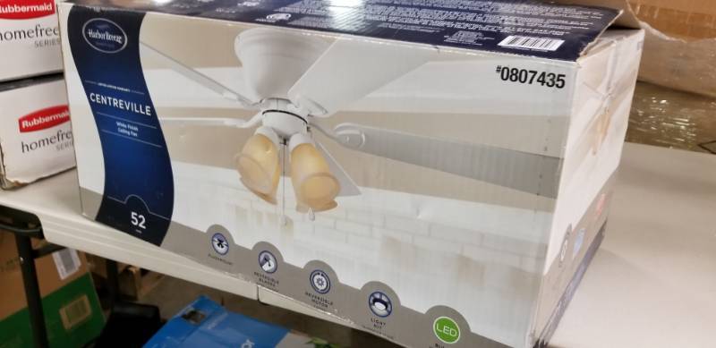 lot 2359 image: Harbor Breeze Centreville 52-in White Fan