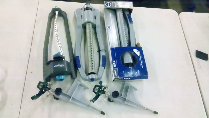 lot 7161 image: lot of 5 lawn sprinklers