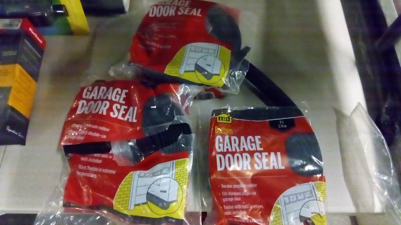 lot 2378 image: Lot (3) M-D Building Products 2-in x 16-ft Black Rubber Garage Weatherstrip