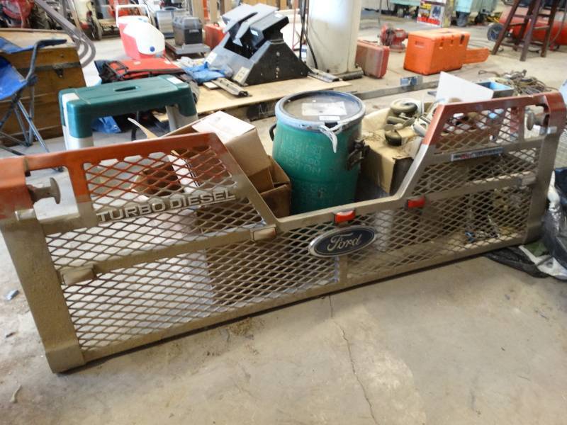 lot 13904 image: Ford XLT lariat tailgate.