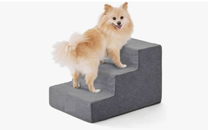 lot 9807 image: Foam pet steps  - Retail $0