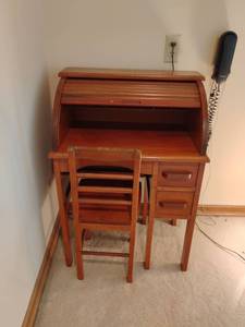 lot 935 image: Vintage Childs Rolltop Desk and Chair.   34 x 24 x 15. Located UPSTAIRS