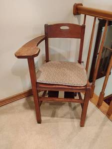 lot 938 image: Wooden Kids Desk, Chair. Located UPSTAIRS
