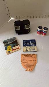 lot 1030 image: Vintage Steroscope