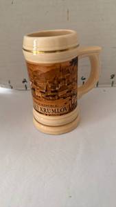 lot 1047 image: Czech Republic mug 4 in tall