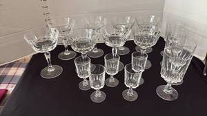 lot 1060 image: Orrefors Crystal & Arcoroc crystal stemware excellent condition