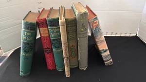lot 1070 image: Vintage books