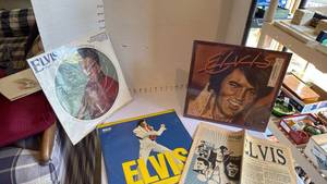 lot 1103 image: 3 Elvis albums (2 unopened) and newspaper dated 92477