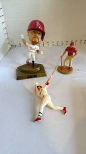 lot 1121 image: Mark McGwire figurines