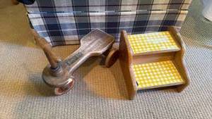 lot 1124 image: Vintage wood Kiddie Kar and Childs stool