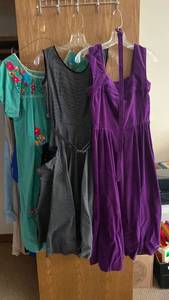 lot 1133 image: Vintage ladies dresses unknown sizes
