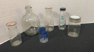 lot 1211 image: Vintage bottles