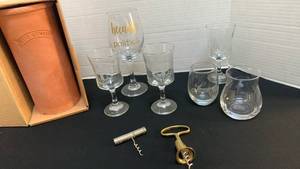 lot 1244 image: Wine Stewart and Glassware with Wine Tools