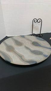 lot 1271 image: Handcrafted decorative Ceramic Wave Pattern Plate with stand 16 inches