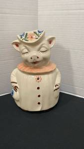 lot 1274 image: Decorative Pig Cookie Jar with Floral Details 12 inches tall