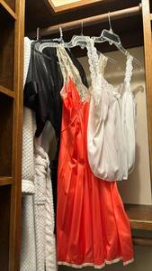 lot 1445 image: Lingerie and a robe All small