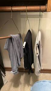 lot 1454 image: Grey, black and tan Capris - all small