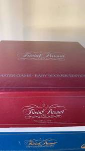lot 3007 image: Trivial pursuits games