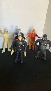 lot 3018 image: Toy Monster figures