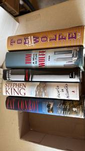 lot 3053 image: Stephen King, Tom Wolfe and more hardback books