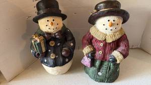 lot 3104 image: Snowman figurines