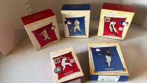 lot 3109 image: Hallmark Keepsake baseball ornaments