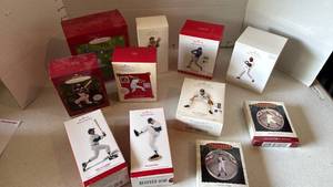 lot 3112 image: Hallmark Keepsake baseball ornaments