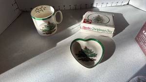 lot 3121 image: Spode mug and heart shaped dish